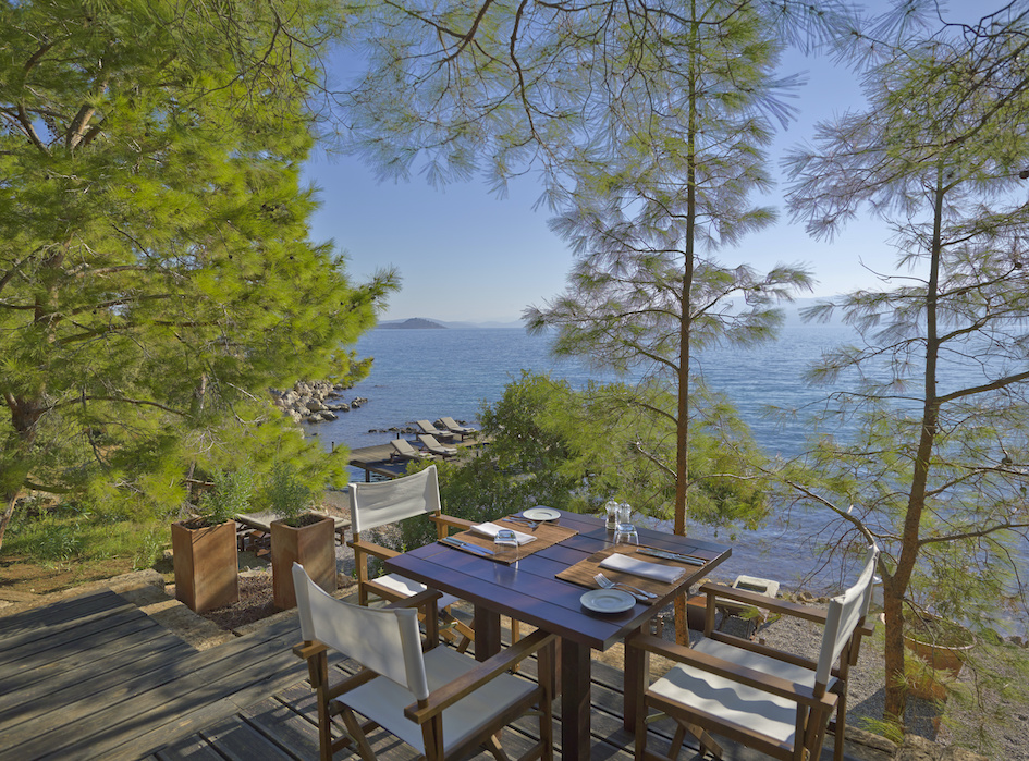 2021/03/1616688779_1616668587_05_ruya_beach_club_dining_terrace_high_res_9746.jpg