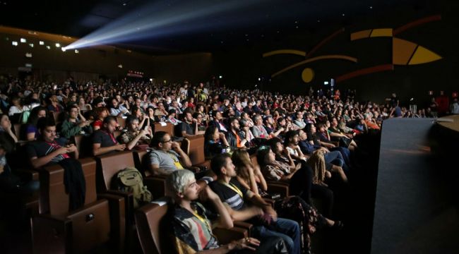İzmir Kısa Film Festivali 'Sinema Sokakta' Teması İle Başlıyor