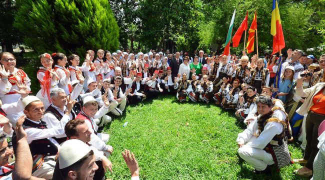 Balkanlılar Halk Dansları Festivali Başlıyor