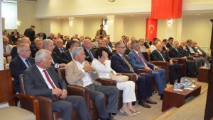'İzmir'in Ekonomisi Hak Ettiği Yerde Değil'