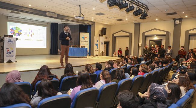 Kariyer Seminerinde Mülakatta Yapılan Hatalar Anlatıldı