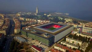 Göztepe Stadında İzmir Körfezi Manzarası