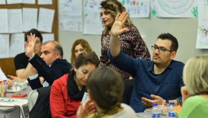 Öğretmen Akademisi Vakfı İzmir'de Yeni Eğitim Programlarını Tanıttı