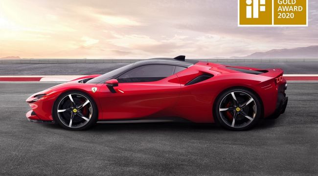 Ferrari SF90 Stradale'ye Altın Ödül