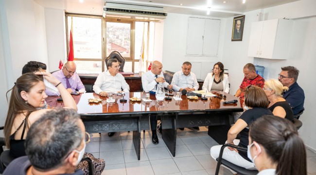 İzmir'in Marka Gücünü Büyütmeliyiz