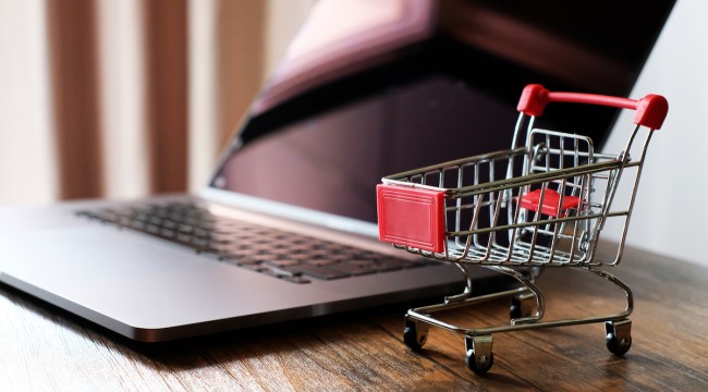 İlk 6 Aylık Online Alışverişe Teknoloji Ürünleri Damga Vurdu