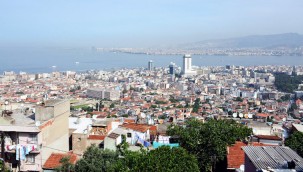 İzmir'de Artan Trafik Sıkışıklığına Çözüm Aranıyor