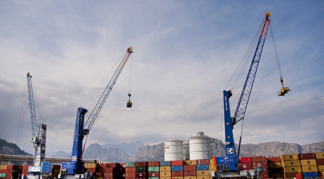 Global, Port Akdeniz'i Qterminals'e Katarlılara Devrediyor