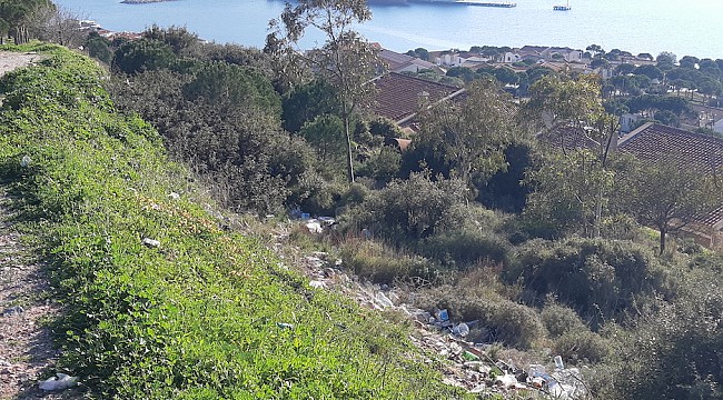 Çeşme'de Çöp Tepeleri Oluşuyor