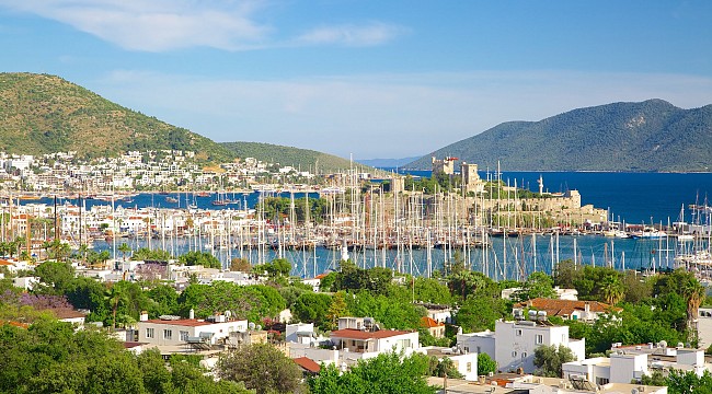 Ege'de Bodrum Fethiye yükseliyor, Çeşme düşüyor