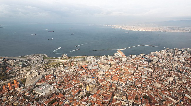 İzmir'de konut satışlarında düşüş sürüyor