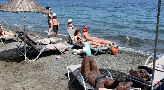 Marmaris'te turistler denizin tadını çıkardı